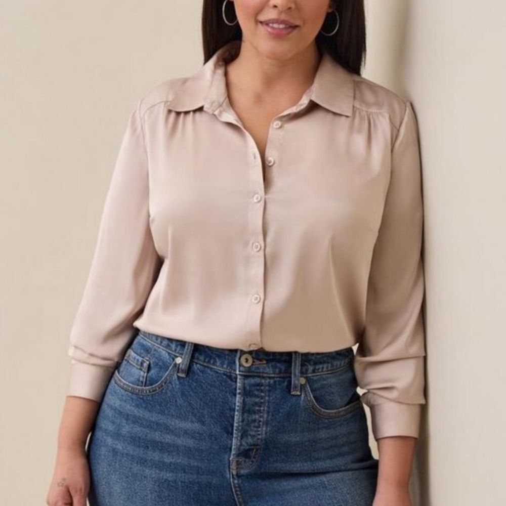 Torrid Madison Crepe De Chine Button-Front Long Sleeve Shirt 1X